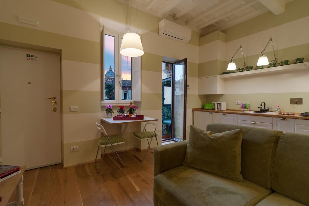 La Porta Rossa Di Borgo - Vatican Luxury Suite روما المظهر الخارجي الصورة